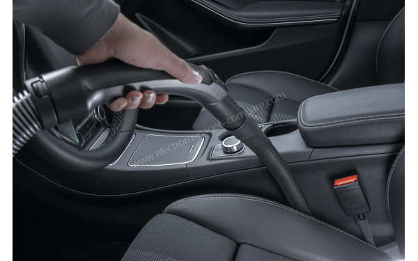 MIELE Compact C2 Vert P&eacute;trole Flex Powerline SDRF5 - Mise en situation