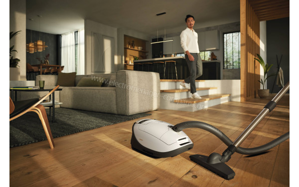 MIELE Complete C3 Blanc Active Parquet Powerline SGDF3 - Mise en situation