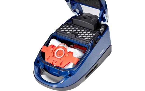 MIELE Compact C2 Bleu Marine EcoLine - Vue de l'int&eacute;rieure (cr&eacute;dit : Boulanger)