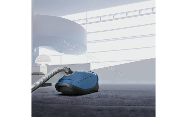 MIELE Complete C3 Bleu Allergy PowerLine SGFF5 - Mise en situation