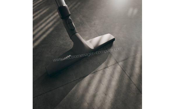 MIELE Complete C3 Blanc Silence EcoLine SGSK5 - Vue de la brosse