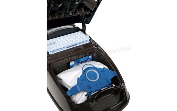 MIELE Complete C3 Hardfloor EcoLine - Vue de l'int&eacute;rieur  (cr&eacute;dit : Boulanger)