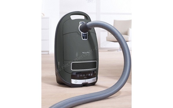 MIELE Complete C3 Silence Hard Floor Ecoline - Vue 3/4 gauche