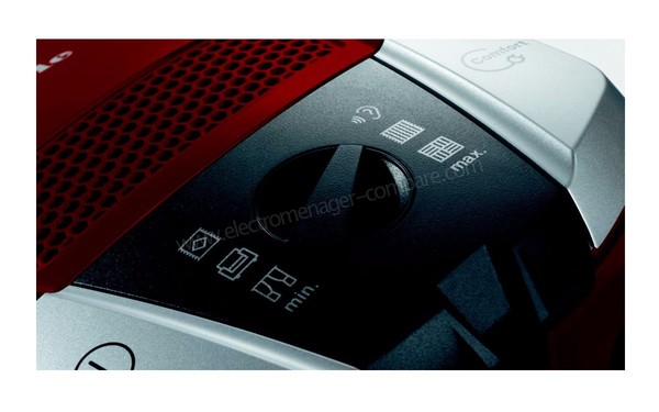 MIELE Compact C2 Autumn Red - Variateur de puissance (cr&eacute;dit : Boulanger)