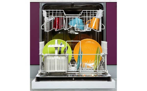 MIELE G 4210 i Blanc - Vue de l'int&eacute;rieur (cr&eacute;dit : Boulanger)