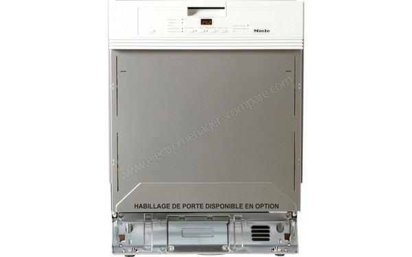 MIELE G 4220 Sci Blanc - Vue de l'int&eacute;rieur 2 (cr&eacute;dit : Boulanger)