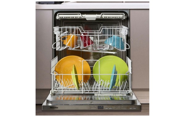 MIELE G 4486 SCVi XXL - Vue de l'int&eacute;rieur (cr&eacute;dit : Boulanger)