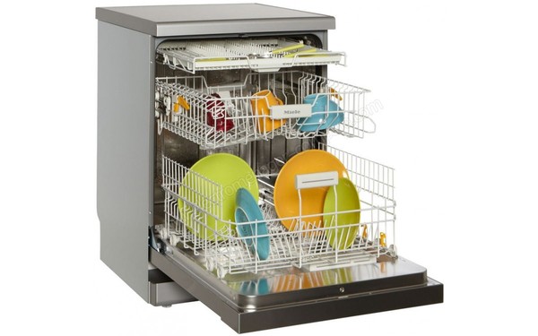 MIELE G 4920 SC Front Inox - Vue de l'int&eacute;rieur 2 (cr&eacute;dit : Boulanger)