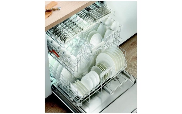 MIELE G 4920 SCi NR - Vue de l'int&eacute;rieur (cr&eacute;dit : Boulanger)