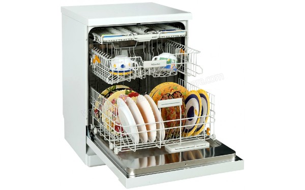MIELE G 4920 SC - Vue de l'int&eacute;rieur (cr&eacute;dit : Darty)