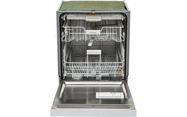 MIELE G 4942 SCi BB - Vue de l'int&eacute;rieur (cr&eacute;dit : Boulanger)