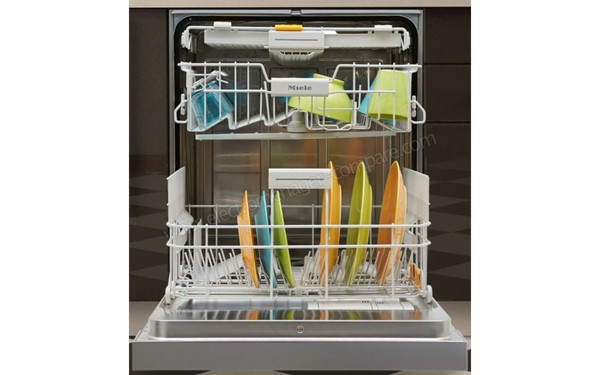 MIELE G 4942 SCi IN - Vue de l'int&eacute;rieur (cr&eacute;dit : Boulanger)