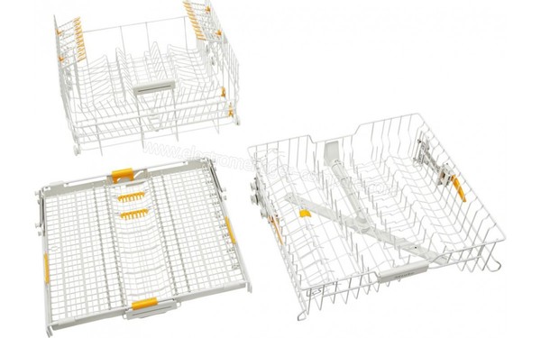 MIELE G 4992 SCVi - Vue des paniers (cr&eacute;dit : Boulanger)