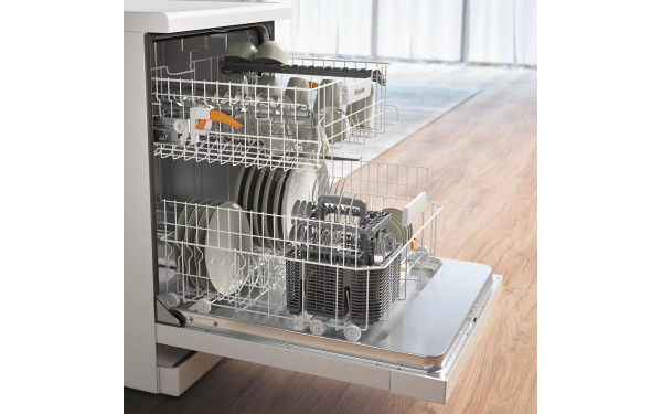 MIELE G 5611 Blanc - Vue des paniers