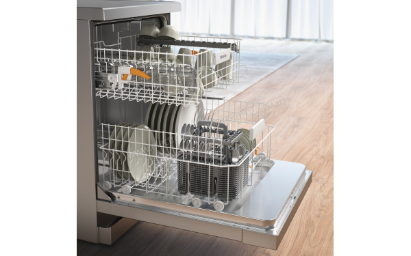 MIELE G 5611 Front Inox - Vue des paniers