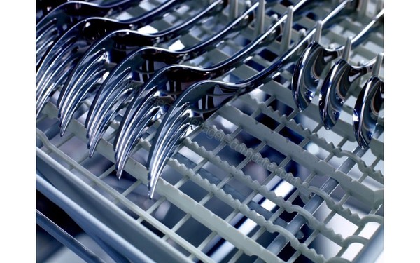 MIELE G 6130 SC EcoCare - Tiroir &agrave; couverts (cr&eacute;dit : Boulanger)