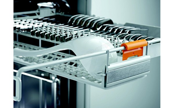 MIELE G 6200 Sci IN - Vue du tiroir sup&eacute;rieur (cr&eacute;dit : Boulanger)