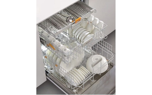 MIELE G 6260 SCVi - Vue de l'int&eacute;rieur 2 (cr&eacute;dit : Boulanger)