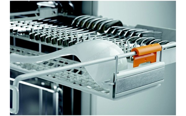 MIELE G 6410 Sci BB - Vue du tiroir sup&eacute;rieur (cr&eacute;dit : Boulanger)