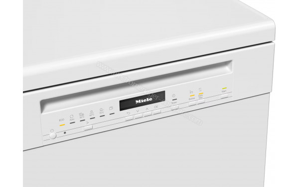 MIELE G 7042 SC AutoDos Blanc - Panneau de commandes