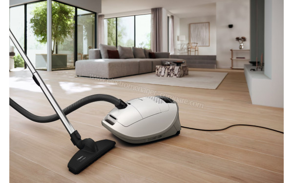 MIELE Guard M1 Parquet Flex Blanc SVTF0 - Mise en situation