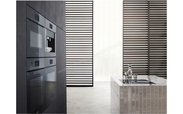 MIELE H 6800 BMX GR - Mise en situation