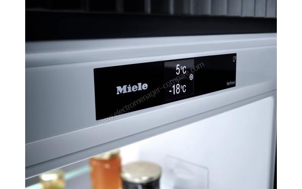 MIELE K 7343 D - Panneau de commandes