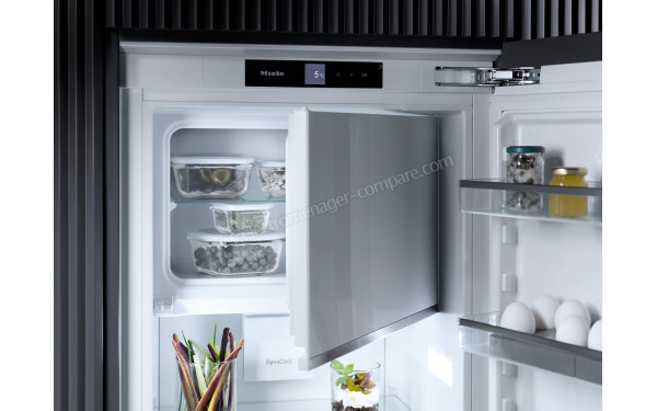 MIELE K 7374 D - Vue de l'int&eacute;rieur partie cong&eacute;lateur