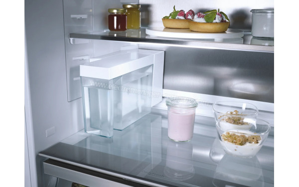 MIELE KFN 7785 C - Clayettes