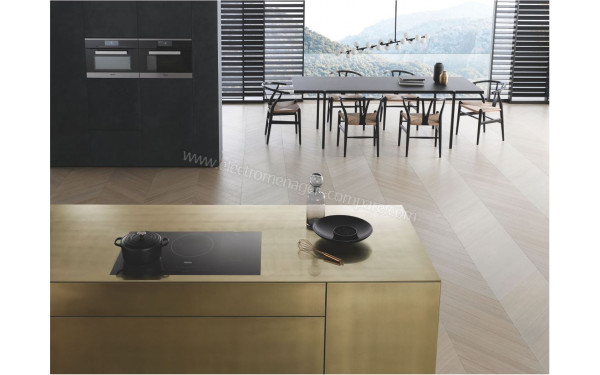 MIELE KM 7474 FL - Mise en situation