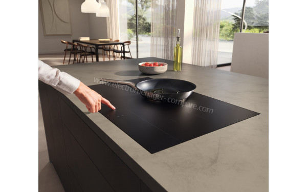 MIELE KM 7576-2 FL 125 Gala Ed - &Eacute;cran tactile