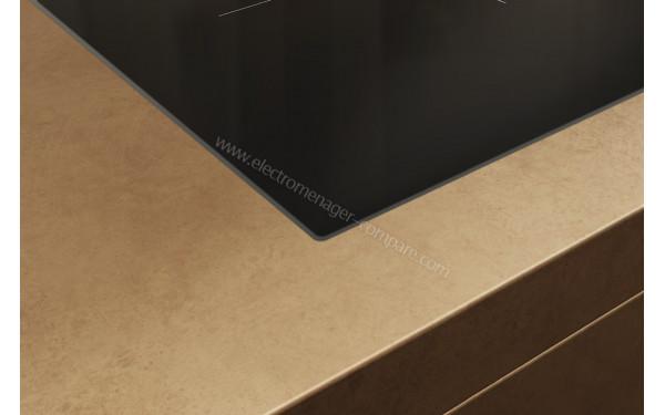 MIELE KM 8482 FL - Zoom sur les bordures