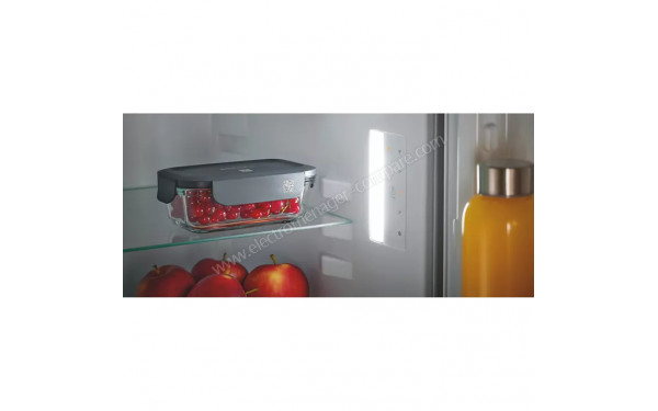 MIELE KU 7015 D - Eclairage int&eacute;gr&eacute; de type LED