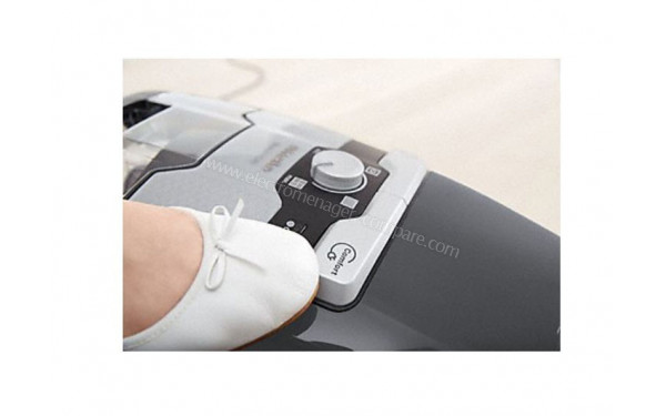 MIELE Blizzard CX1 Gris PowerLine SKRF5 - Mise en situation