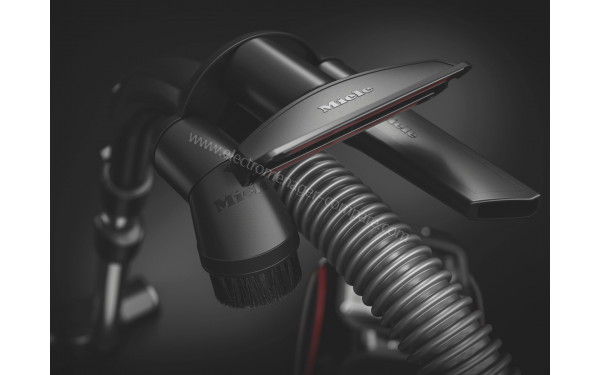 MIELE Boost CX1 125 Edition Noir SNRF3 - Accessoires