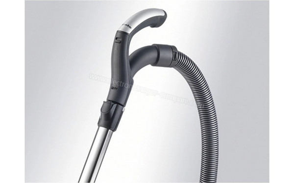 MIELE Boost CX1 125 Edition Noir SNRF3 - Zoom sur la poign&eacute;e