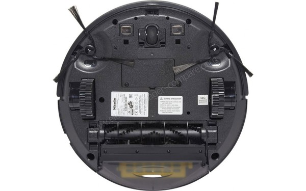 MIELE Scout RX1 - Vue du dessous (cr&eacute;dit : Boulanger)