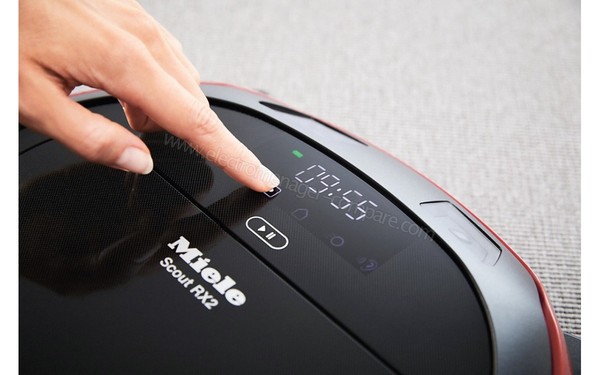 MIELE Scout RX2 - Panneau de commandes tactile
