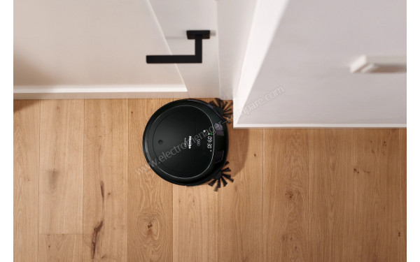 MIELE Scout RX3 Noir - Mise en situation