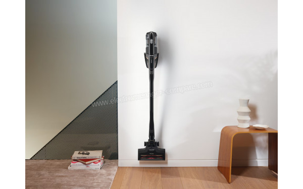 MIELE Triflex HX2 Noir 125 Gala Edition SOUL5 - Vue sur la station murale de chargement