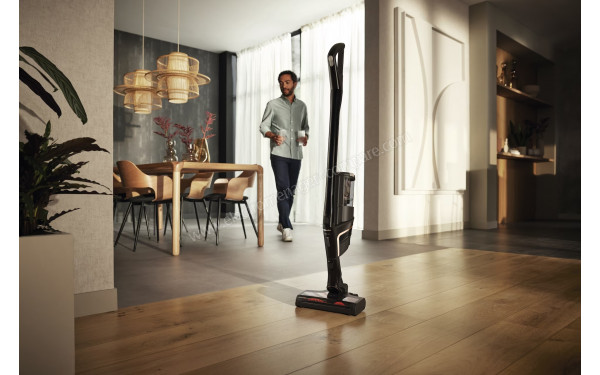 MIELE Triflex HX2 Noir 125 Gala Edition SOUL5 - Mise en situation