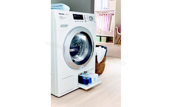 MIELE WTZH730 WPM - Dosage automatique TwinDos (cr&eacute;dit : Boulanger)