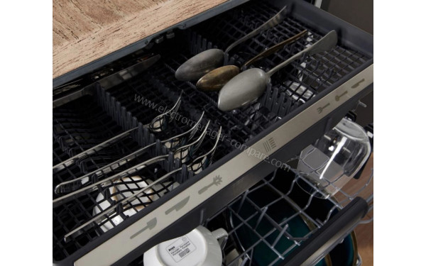 MIOGO MDF421SD - Vue du tiroir sup&eacute;rieur