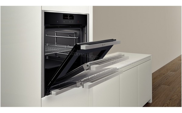 NEFF B48CT34N0 - Vue 3/4 gauche, porte Slide & Hide