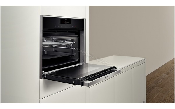 NEFF B57CR22N0 - Vue 3/4 gauche, porte ouverte