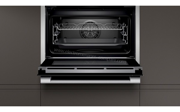 NEFF C17FS42H0 - Vue de l'int&eacute;rieur