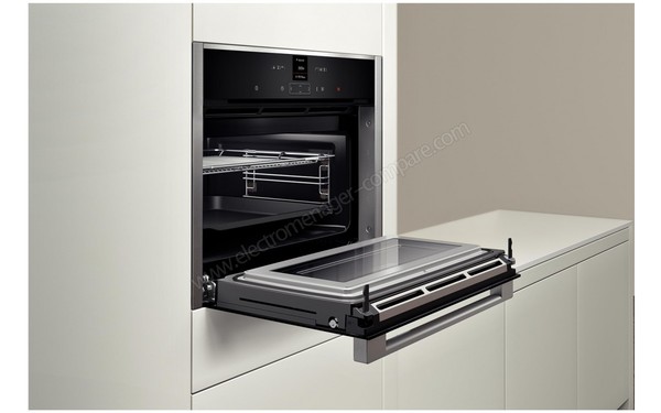 NEFF C17MR02N0 - Porte ouverte