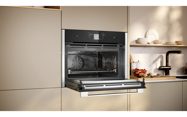 NEFF C24MT7MN0 - Appareil encastr&eacute; vue de l'int&eacute;rieur