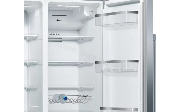 NEFF KA3923IE0 - Vue de l'int&eacute;rieur partie r&eacute;frig&eacute;rateur