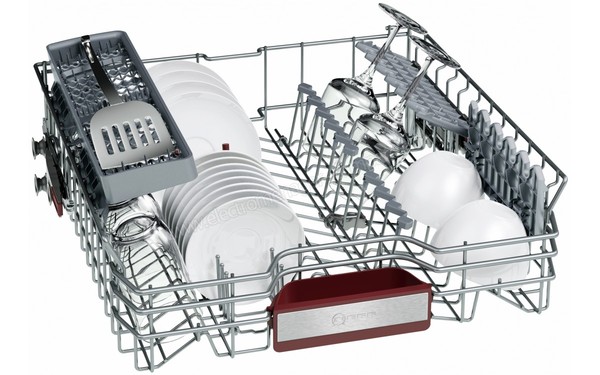 NEFF S717P82D6E - Vue du panier sup&eacute;rieur